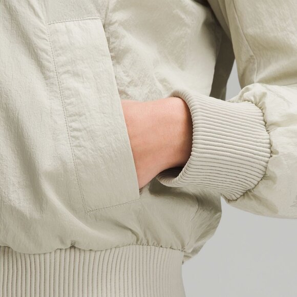 Women's Reversible Insulated Bomber Jacket In Raw/Linen/Bone - Picture 4 of 11